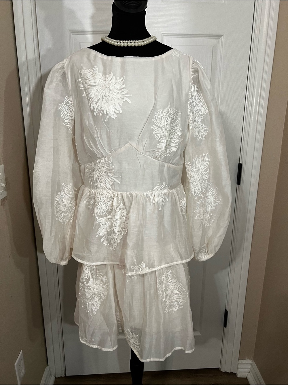 Cider White Embroidered Puff-Sleeve Tiered Dress